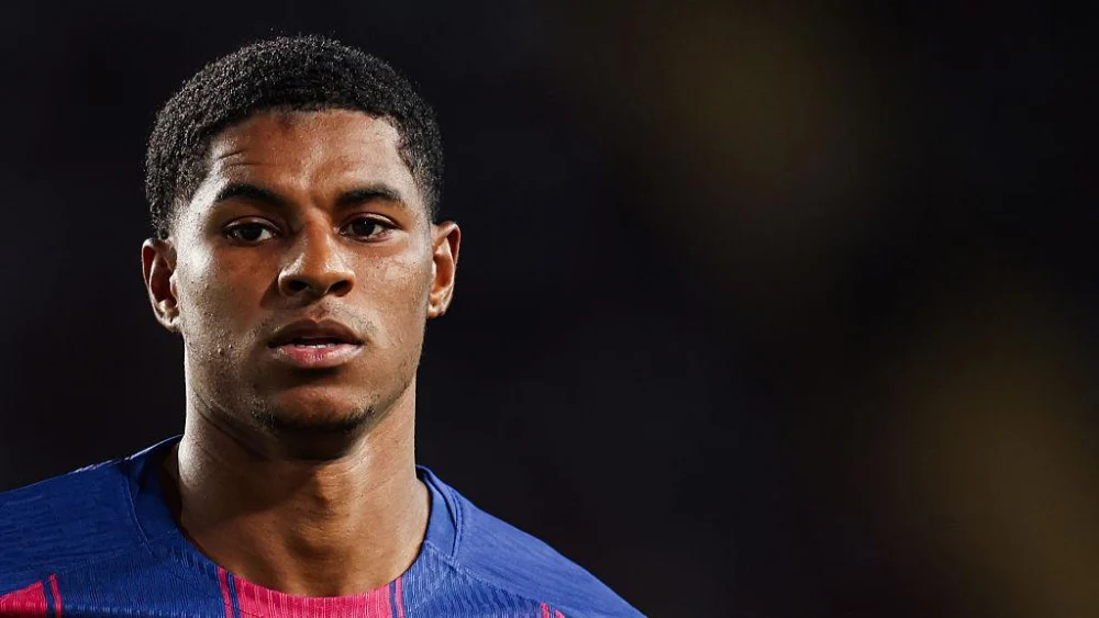 Barcelona Sangat Berpeluang Permanenkan Marcus Rashford: Sebuah Analisis Mendalam Kepindahan Bintang Manchester United ke Camp Nou