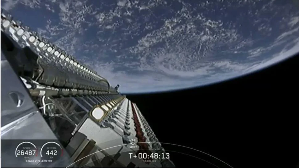 Satelit Starlink ‘Mati’ dan Terjun Bebas ke Bumi