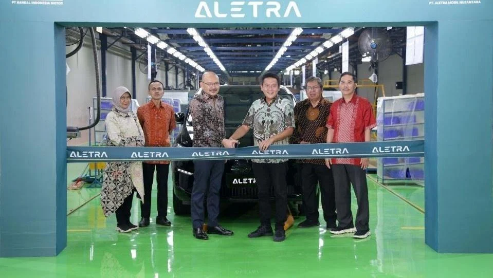 Setahun di Industri EV RI, Aletra Capai TKDN 44% & Perluas Dealer 3S: Tonggak Penting dan Proyeksi Pertumbuhan Agresif