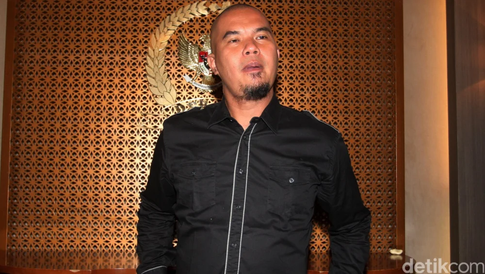 Ahmad Dhani Bersiap Jadi Kakek Muda dengan Panggilan "Kiki" dan Kolam Renang sebagai Hadiah