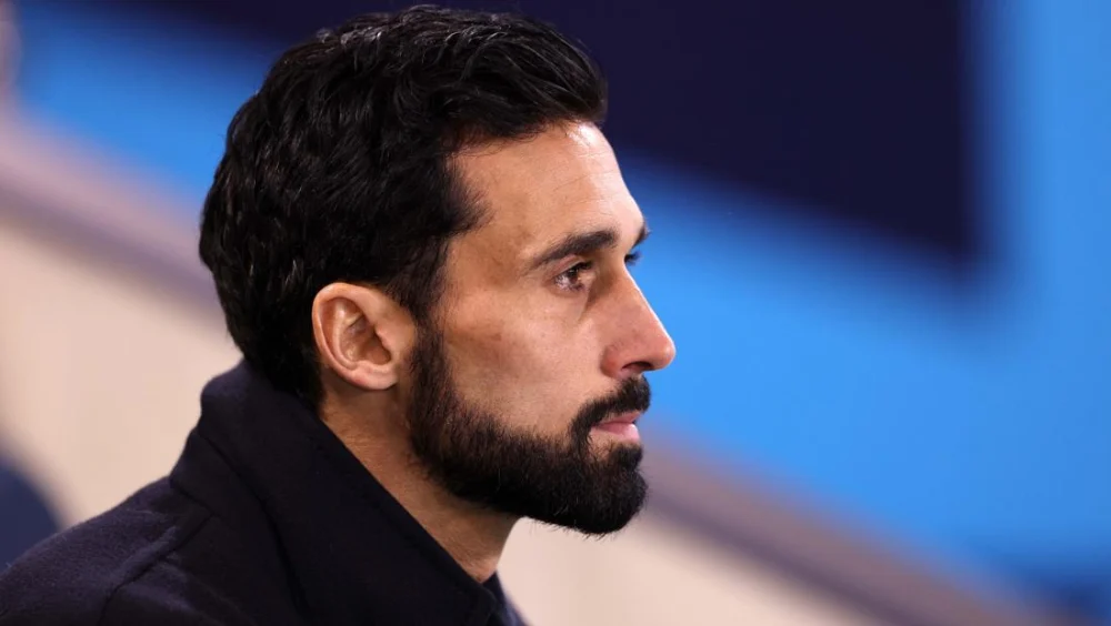 Alvaro Arbeloa di Ambang Seumur Jagung Latih Real Madrid, Masa Depan Suram Menanti Sang Legenda