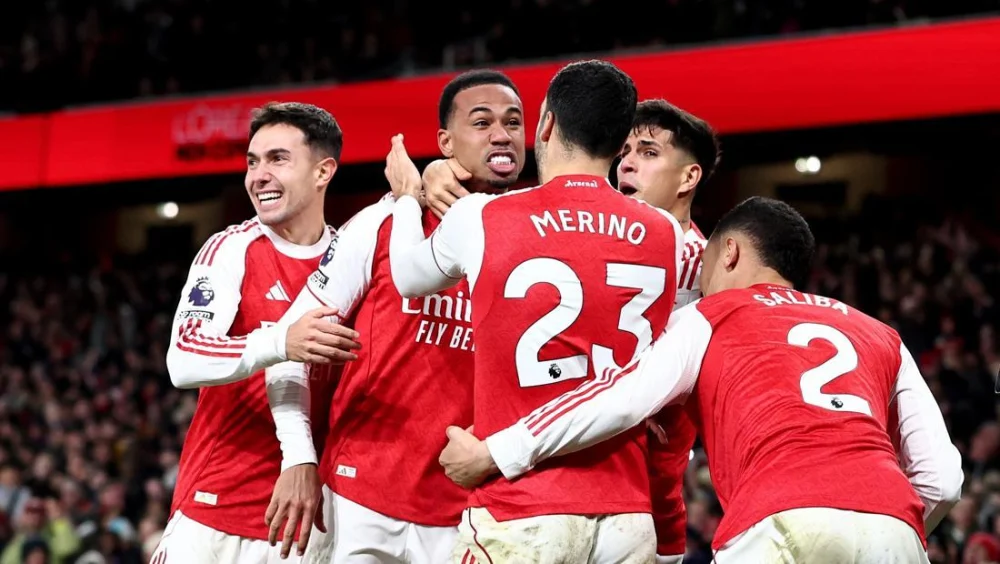 Arsenal Raih Momentum Krusial: Kemenangan Telak Atas Aston Villa, Kembalinya Gabriel, dan Potensi Pergeseran Papan Atas Liga Inggris