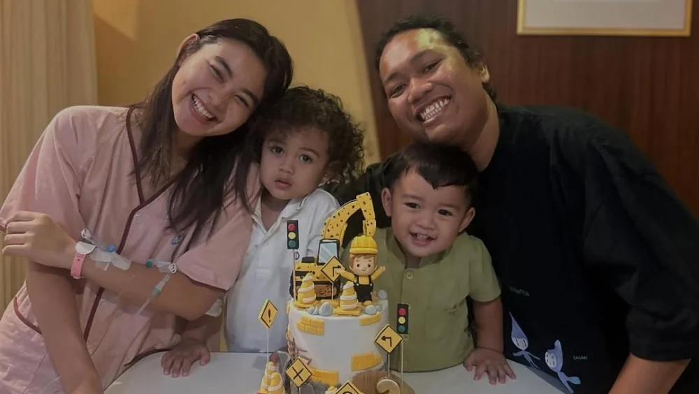 Cesen Sakit, Minta Maaf Rayakan Ultah Anak di RS