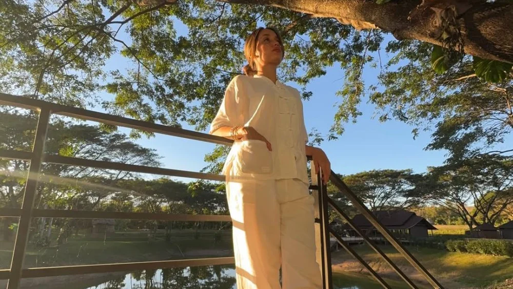 Cinta Laura Habiskan 7 Hari Terakhir 2025 Dalam Keheningan di Thailand Utara
