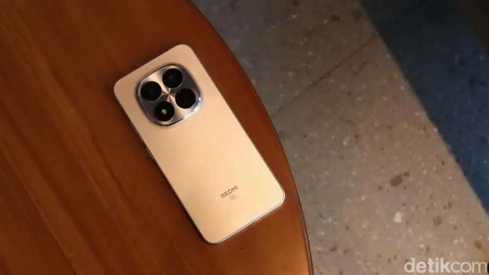 Deretan Keunggulan Redmi Note 15 Pro+ 5G: Durabilitas Ekstrem – Kamera 200MP