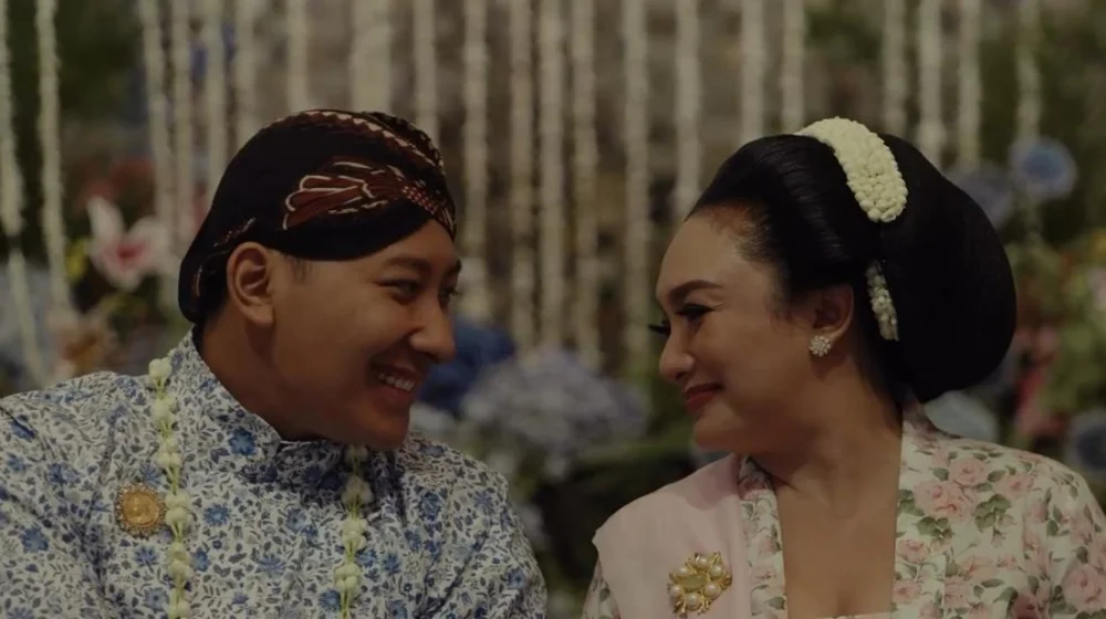Doa Tulus Tata Cahyani untuk Pernikahan Darma Mangkuluhur dan Patricia Schuldtz: Harapan Bahagia dan Berkah Ilahi