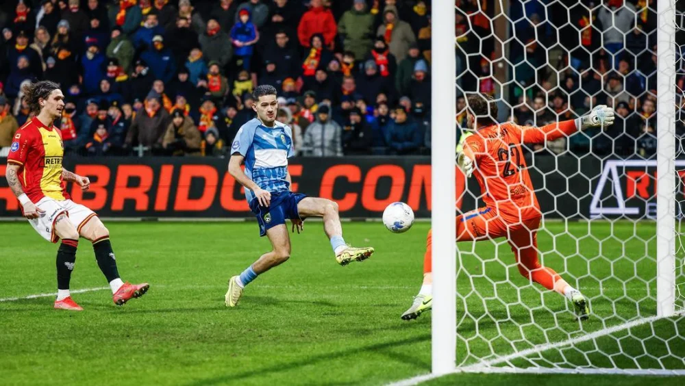 Gol Justin Hubner di Injury Time Selamatkan Fortuna Sittard dari Kekalahan, Imbangi Go Ahead Eagles 2-2