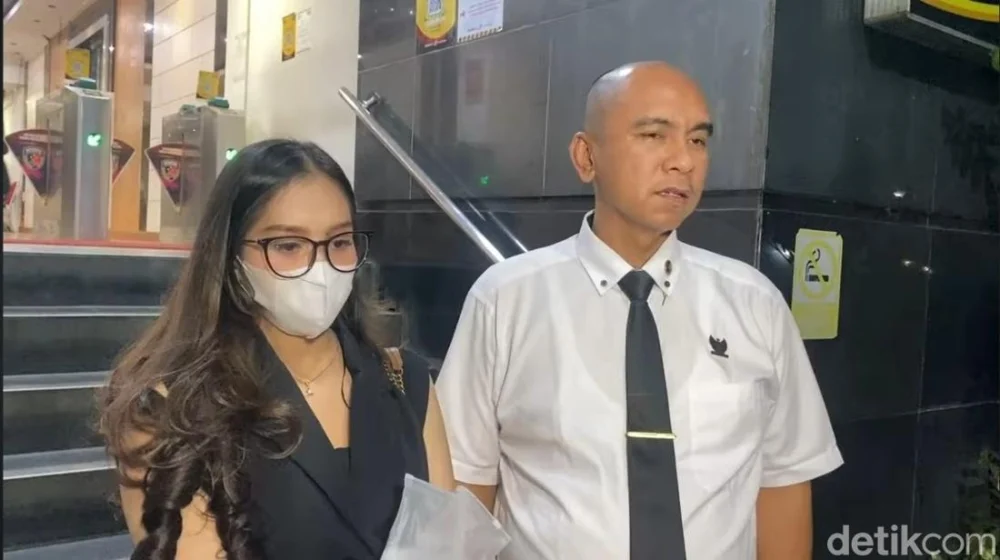 Icel Gak Ngemis Dinikahi, Mantap Polisikan Anrez Adelio Demi Keadilan Sang Buah Hati: Perjuangan Seorang Ibu di Tengah Jerat Hukum