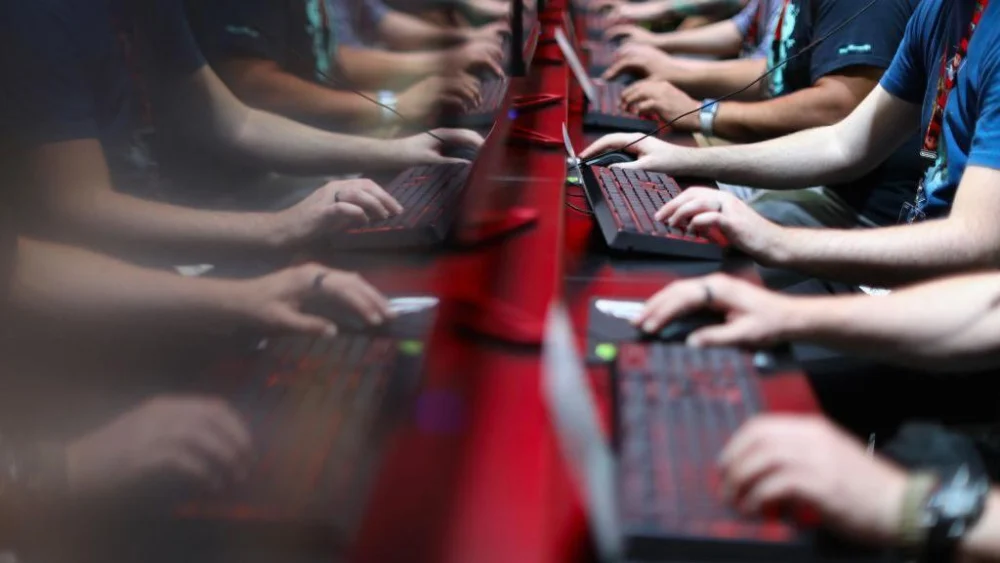 Krisis RAM dan SSD Akibat AI Hantam PC dan Laptop, Harga Bakal Naik Terus.