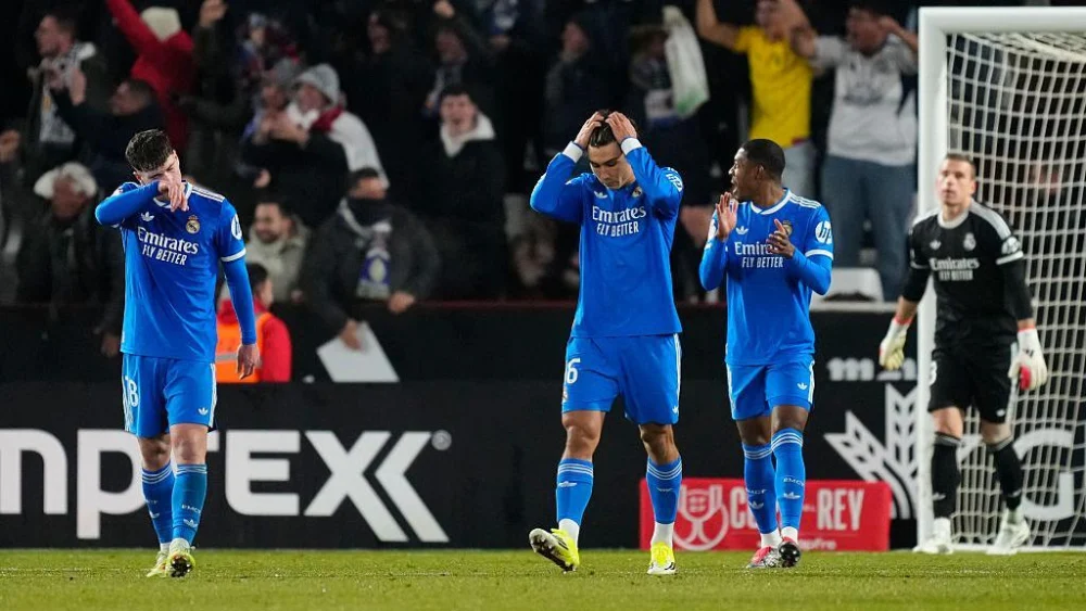 Ruang Ganti Real Madrid Membisu
