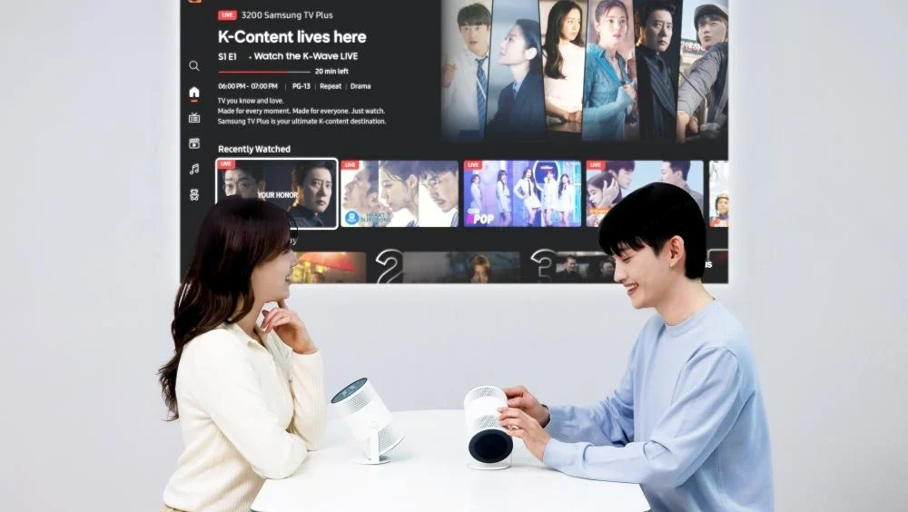 Samsung Mau Unjuk Layar Portabel AI di Panggung CES 2026