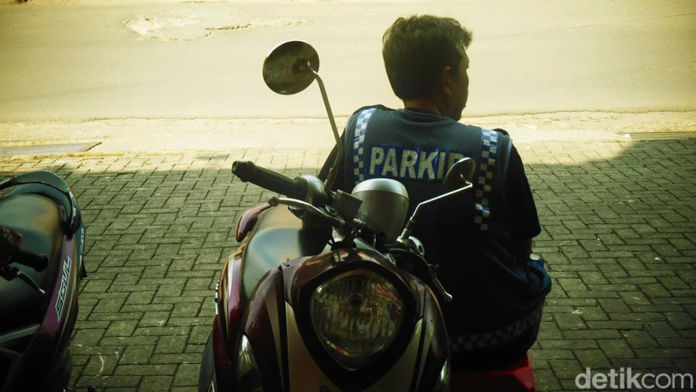 Tukang Parkir Liar Bisa Dipenjara 9 Tahun!