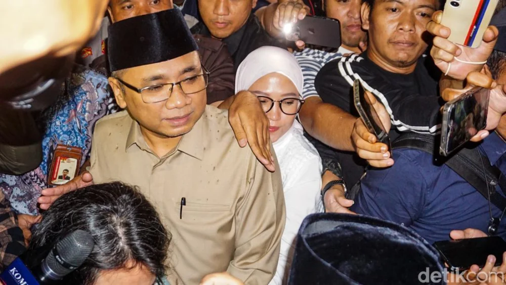 Yaqut Cholil Qoumas, Mantan Menteri Agama, Tersangka Korupsi Kuota Haji: Rincian Harta Kekayaan dan Mobil Mewah Terungkap