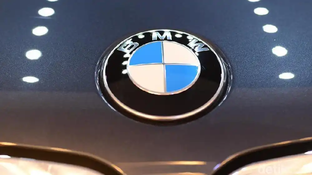 BMW dan MINI Hadirkan Program Eksklusif Bernilai Hingga Rp160 Juta di IIMS 2026, Potongan Harga Menanti Konsumen Setia