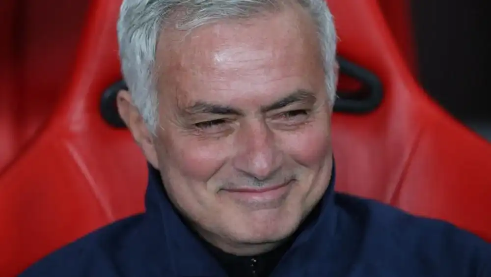 Mau Latih Real Madrid Lagi, Mourinho?