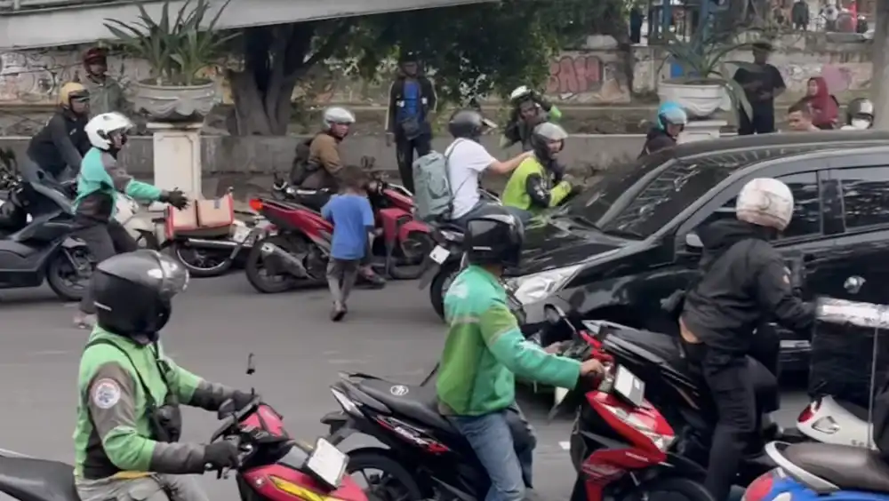 Pengendara LCGC Sering Berulah di Jalan, Inikah Alasannya?