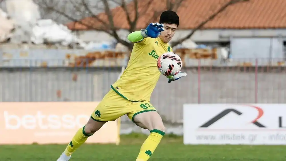 Persija Jakarta Resmi Ikat Kiper Naturalisasi Cyrus Margono, Perkuat Lini Pertahanan Macan Kemayoran di Bursa Transfer Putaran Kedua