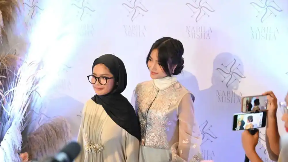 Rasa Kagum Fuji pada Nabila Misha yang Luncurkan Karya di Usia 14 Tahun: Inspirasi Generasi Muda di Dunia Mode