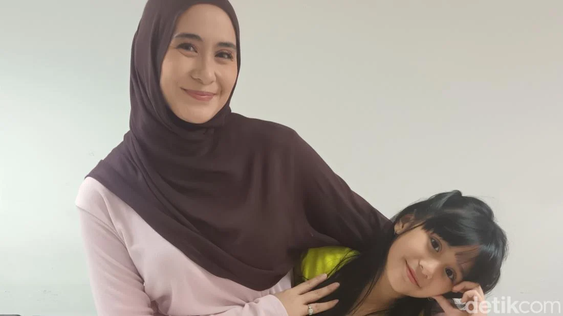 Anak Viral dan Mulai Banjir Job, Ryana Dea Tegas Ngerem demi Sekolah: Prioritas Utama Pendidikan, Hiburan Hanya Pengisi Waktu Luang
