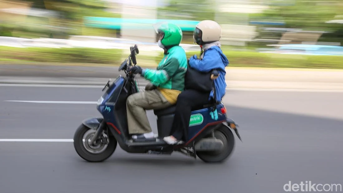 Asosiasi Ungkap Biang Kerok ‘Krisis Ojol’ di Jakarta: Biaya Aplikasi Dipotong Gede!
