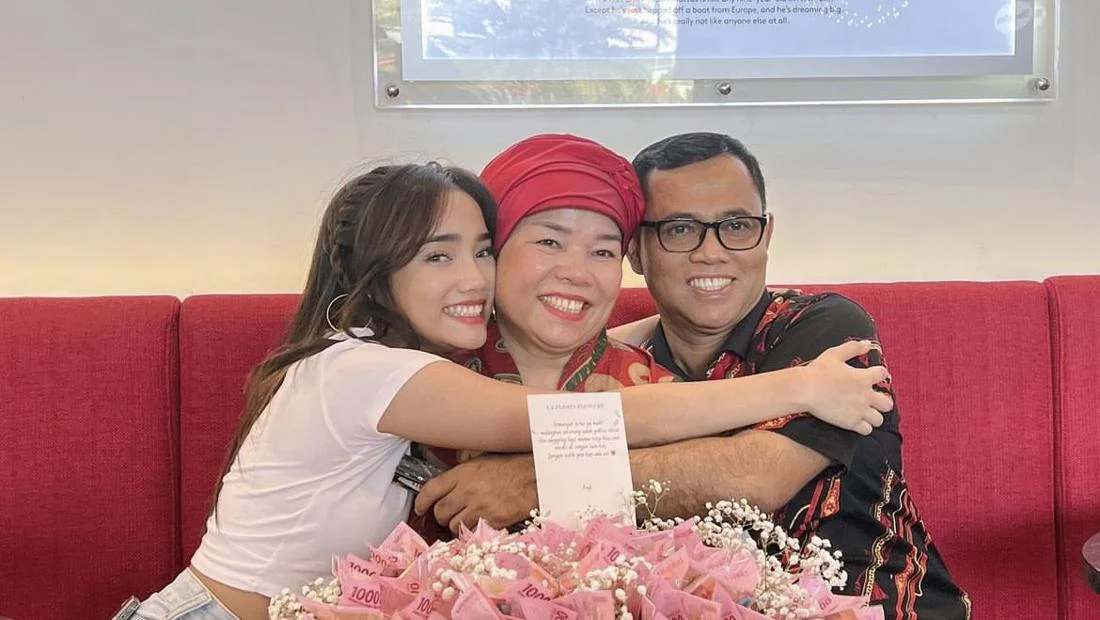 Ayah Fuji Heran Anaknya Terus Dijodohkan Netizen, Termasuk dengan Reza Arap: "Risih, Kurang Bagus"