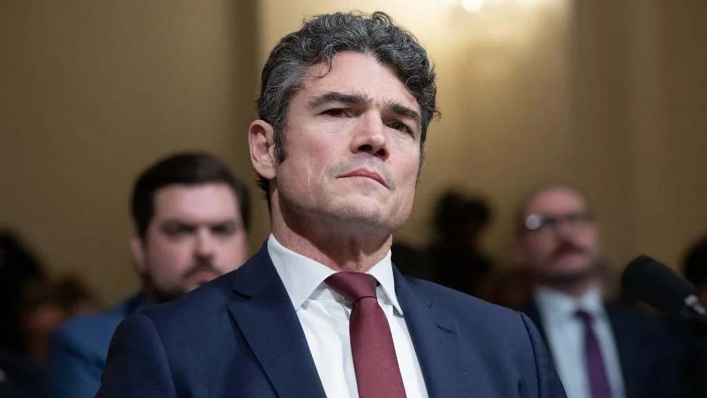 FBI Selidiki Bos Kontraterorisme yang Mengundurkan Diri Karena Perang Iran