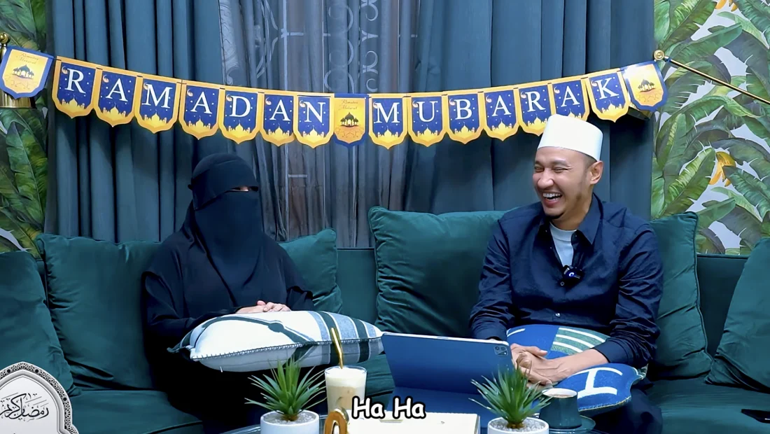 Habib Usman bin Yahya dan Kartika Putri Boyong Keluarga Lebaran di Tanah Suci