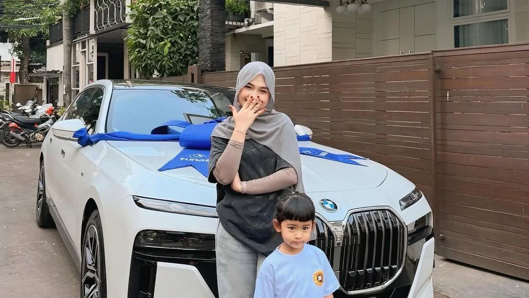 Ria Ricis Ajak Moana Liburan ke Pantai Saat Lebaran, Ungkap Target Umrah dan Rencana Liburan Seru