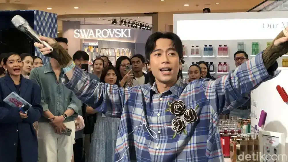 Vidi Aldiano Dikenang Sebagai Pencair Suasana dan Pembawa Bahagia di Industri Musik Tanah Air
