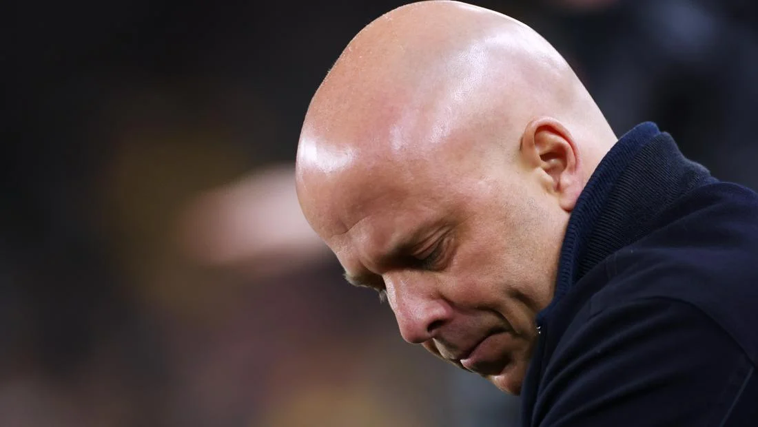Arne Slot Tak Mau Fans Liverpool Tinggalkan Stadion Lebih Awal Lagi, Tekankan Pentingnya Performa Impresif di Kandang PSG
