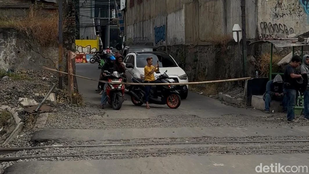 Belajar dari Kecelakaan di Bekasi, Harusnya Tak Ada Lagi Perlintasan Sebidang