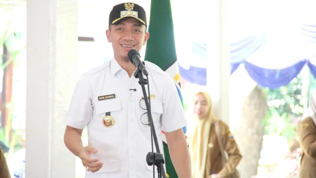 Bupati dan Wakil Bupati Lebak: Adu Kekayaan dan "Mantan Napi", Siapa yang Garasinya Lebih Mewah?