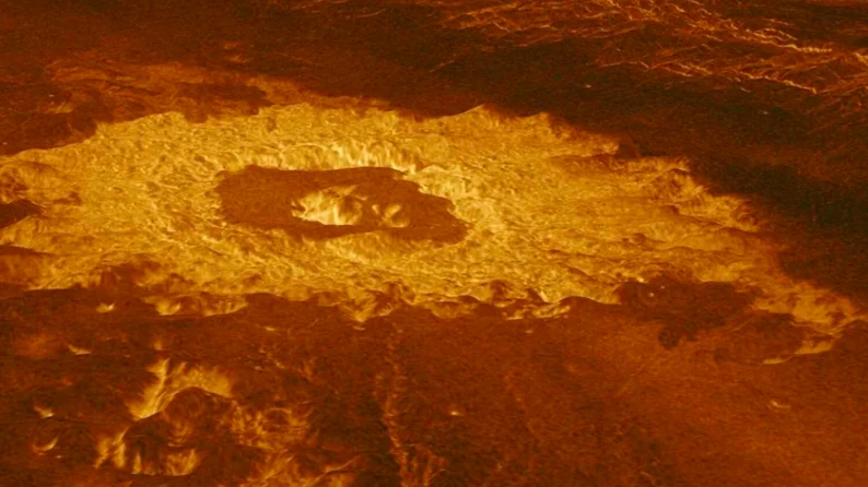 Ilmuwan Temukan Gua Raksasa di Venus, Isinya Terowongan Lava!