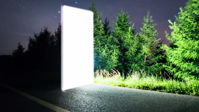 Ilmuwan Temukan Partikel Mirip ‘Portal’ ke Dimensi Kelima