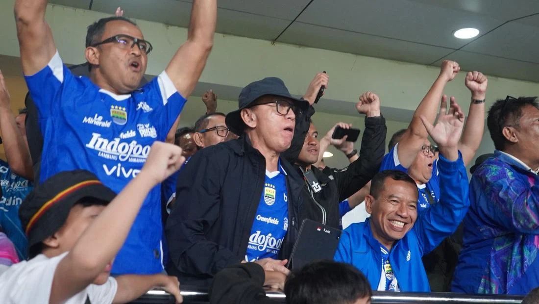 Iwan Bule Berharap Persib Hattrick Juara, Optimisme Tinggi Mengiringi Langkah Sang Maung Bandung Menuju Kejayaan Tiga Kali Berturut-turut