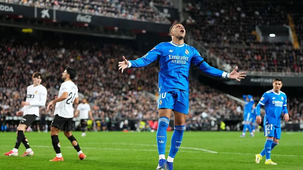 Kylian Mbappe Si Paling Malas Bantu Bertahan: Pengakuan dan Konteks di Lapangan Hijau