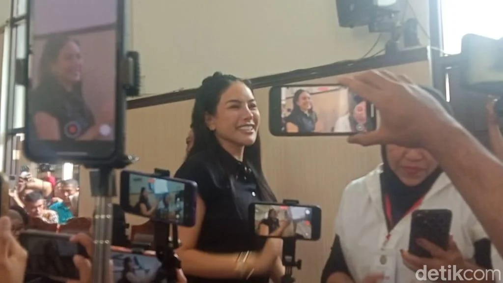 Nikita Mirzani Terancam Gagal Pembuktian di Sidang Lawan Reza Gladys, Peluang Menipis untuk Menyangkal Putusan Inkracht
