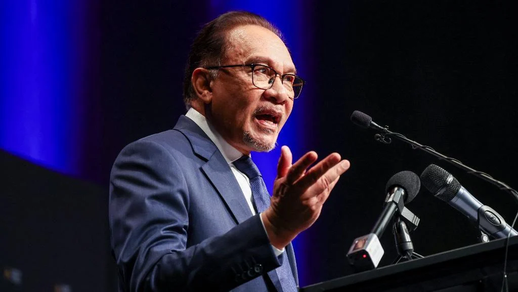 Pasokan BBM Malaysia Terancam, PM Anwar Ibrahim Akui Hanya Cukup Sampai Mei 2026 di Tengah Krisis Energi Global