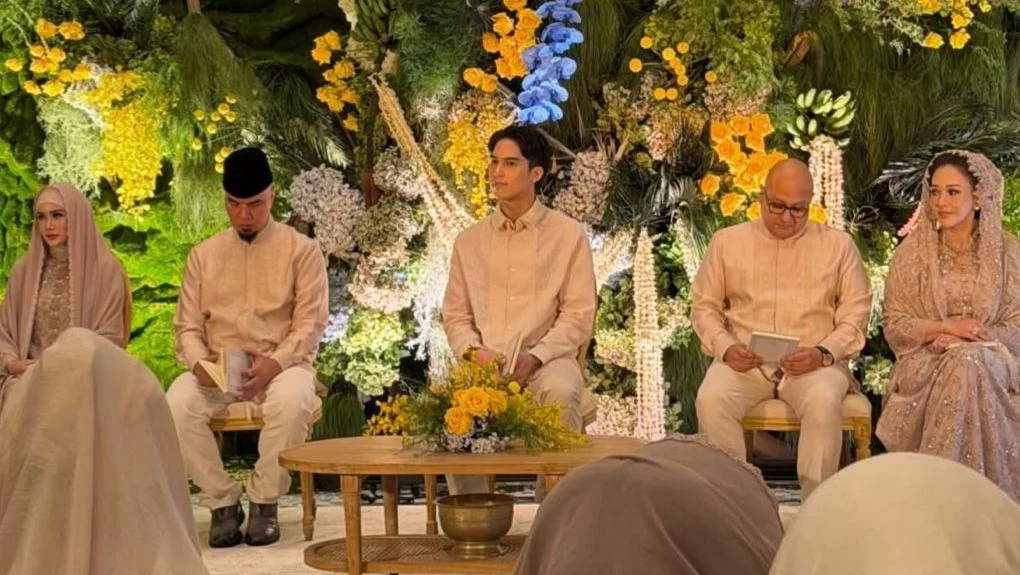 Saksi Nikah El Rumi dan Syifa Hadju dari Kalangan Menteri, Rangkaian Adat Jawa Hingga Resepsi Internasional Kian Matang