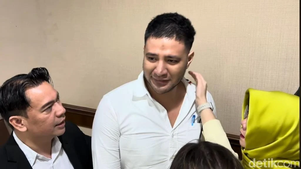 Sesal Ammar Zoni Waktu dengan Anak Terbuang karena Dipenjara