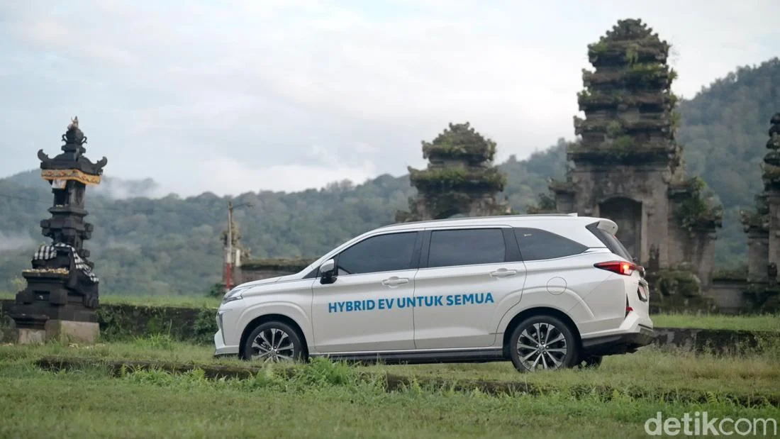 10 Mobil Hybrid Terlaris April: Veloz Makin Ngegas, Total Penjualan Tembus 8.414 Unit