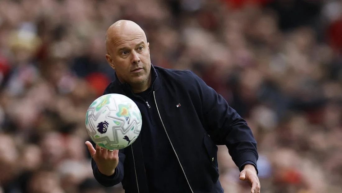Arne Slot Terima Liverpool Disoraki Usai Imbang Lawan Man City