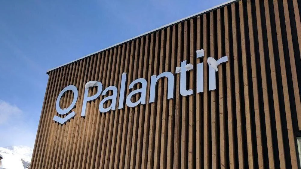Bos AI Palantir Sebut Kejahatan Perang Bawa Untung Besar