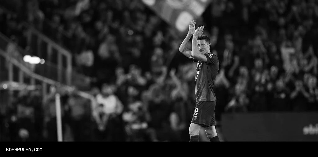 Camp Nou Menggelar Perpisahan Emosional untuk Sang Maestro, Robert Lewandowski