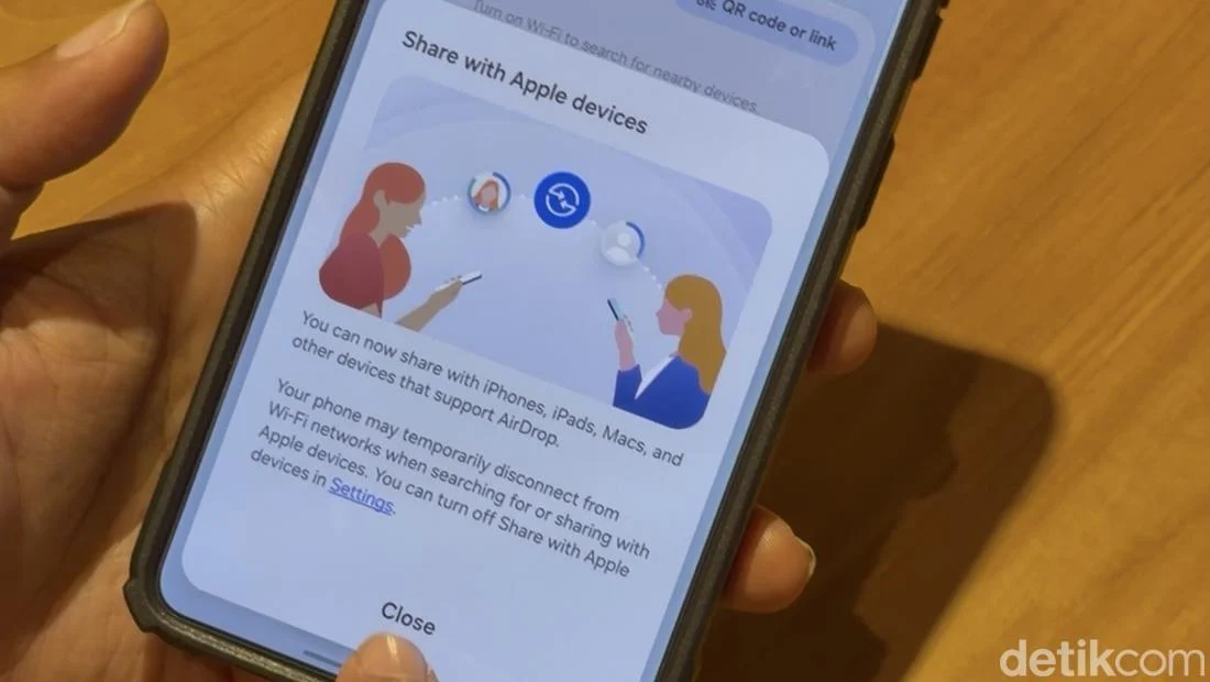 Daftar HP Samsung yang Dukung AirDrop untuk Transfer Foto ke iPhone