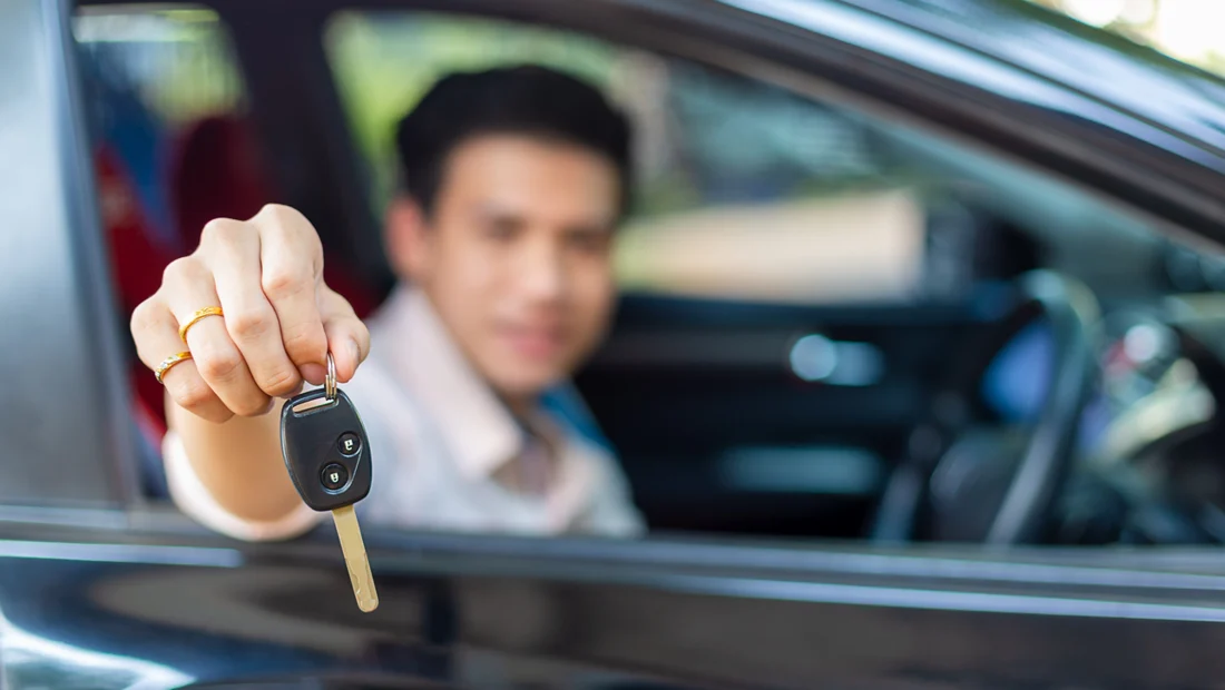 Gaji Rp 5 Juta Emang Bisa Buat Nyicil Mobil? Ini Analisis Lengkap dan Saran Ahli