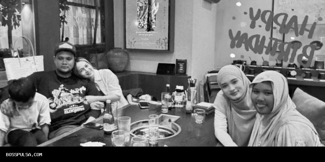Inara Rusli, Virgoun, dan Lindi Fitriyana Rayakan Ulang Tahun Starla ke-11 dengan Makan Malam Bersama