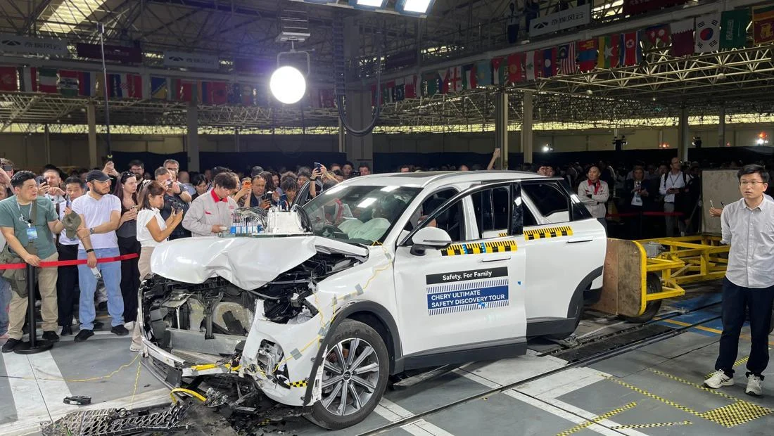 Ini Alasan Chery Rutin Lakukan Crash Test Mobil Secara Mandiri