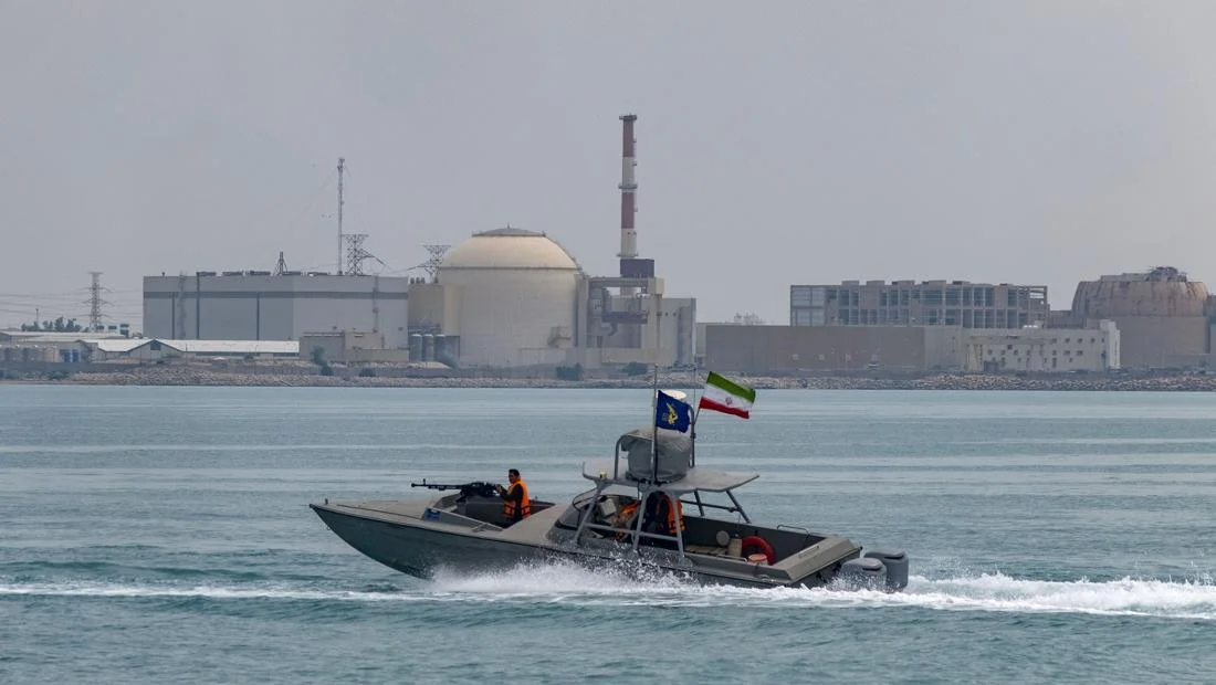Kapal Diimbau Berhati-hati Usai Kapal Tanker Dihantam Proyektil di UEA
