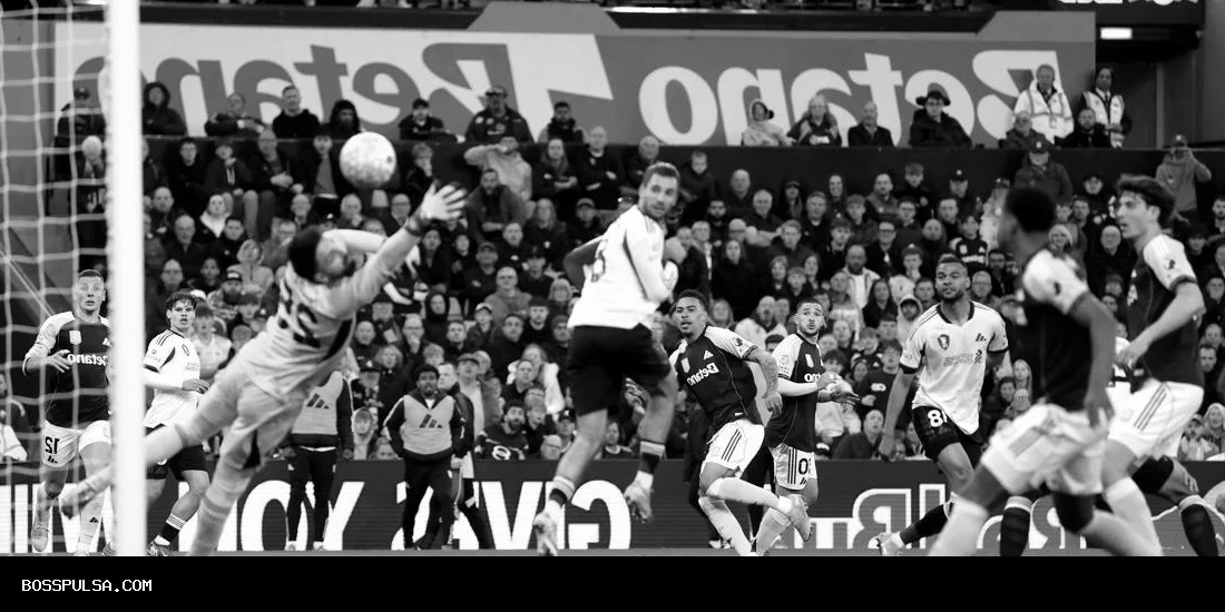 Klasemen Liga Inggris: Liverpool Disalip Aston Villa & Diancam Bournemouth
